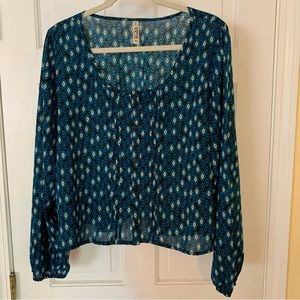 Turquoise, black and white long sleeve top by Mudd.